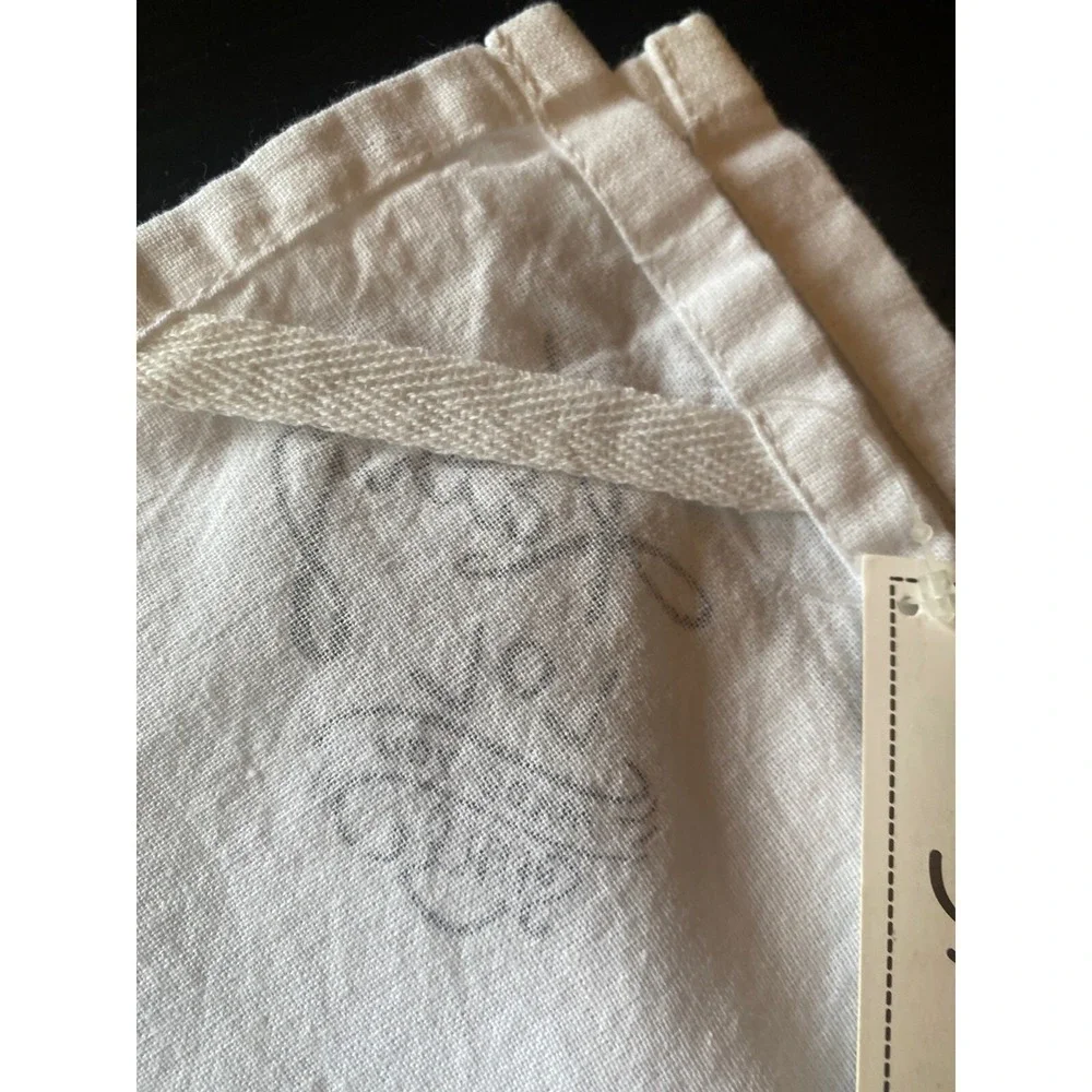 NWT Primitive by Kathy Wine Makes Me Awesome White Tea Towel